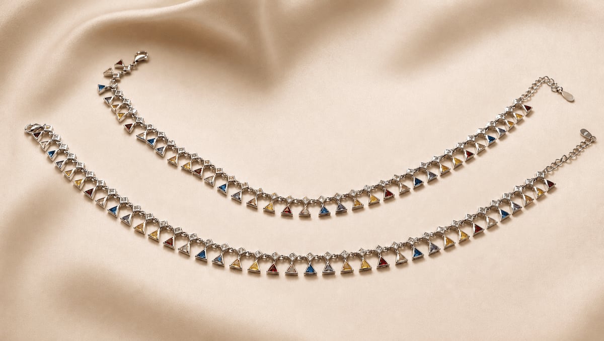 TRIANGULAR ENAMEL CHARM CHAIN PAYAL