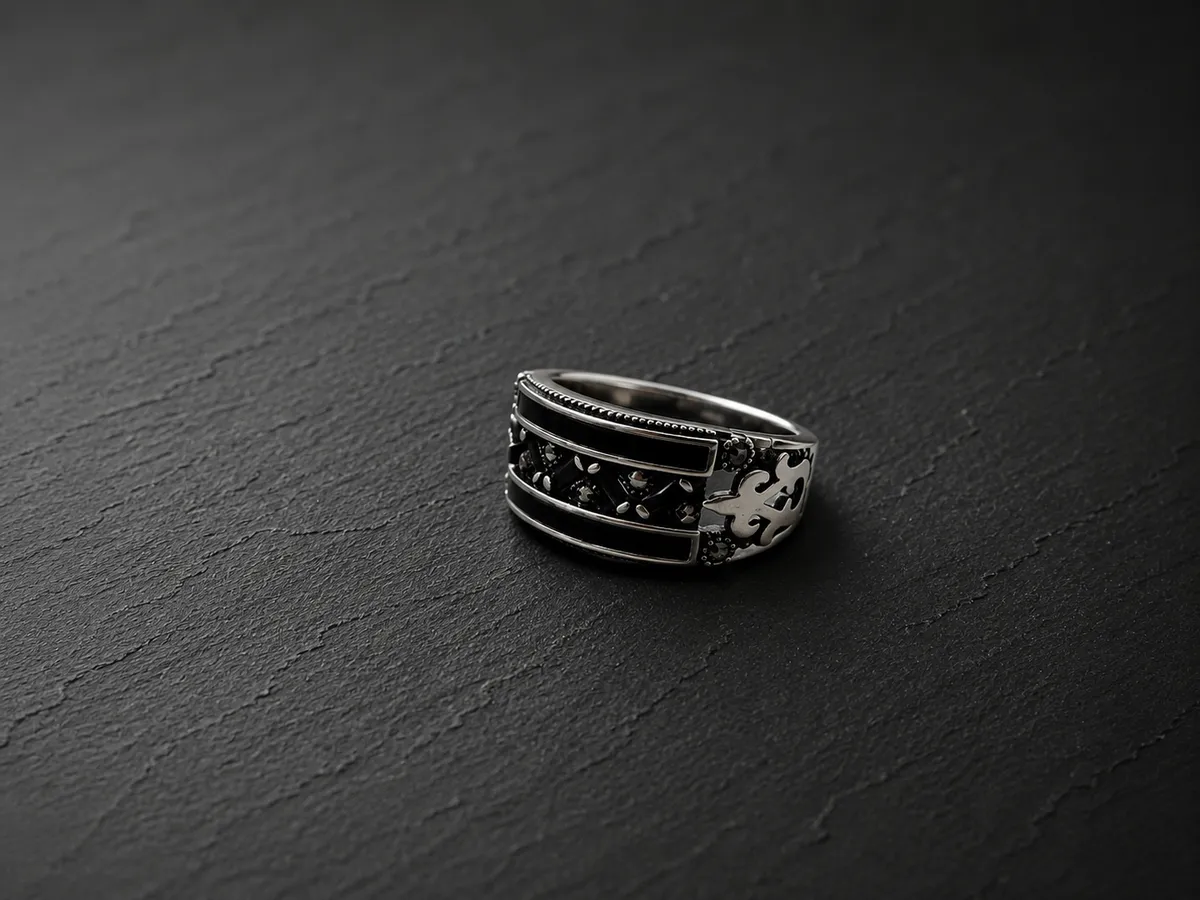 Fleur-de-Lis Onyx Bar Band