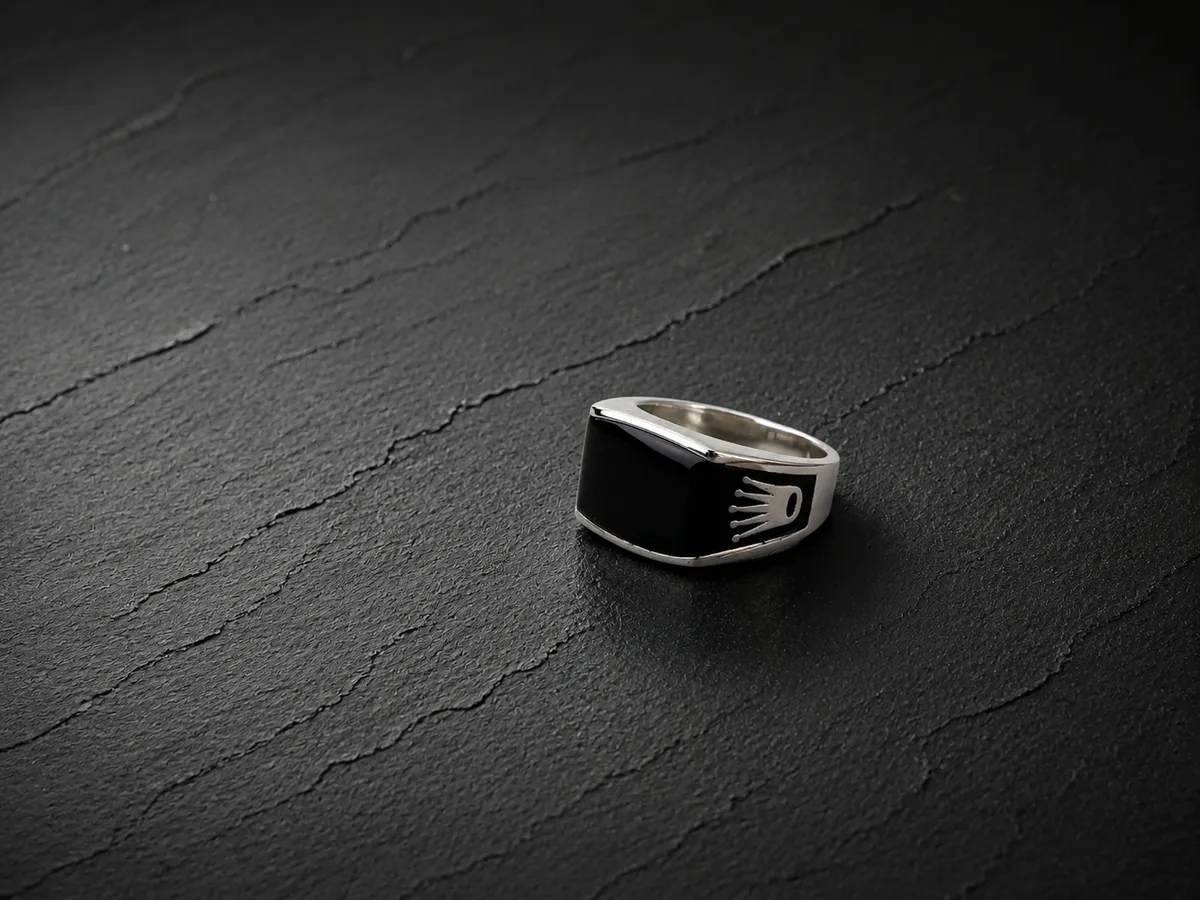 Crown Motif Onyx Signet Ring