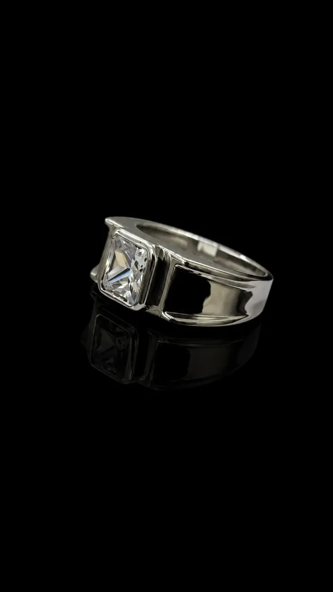 Princess CZ Cutout Shoulder Ring