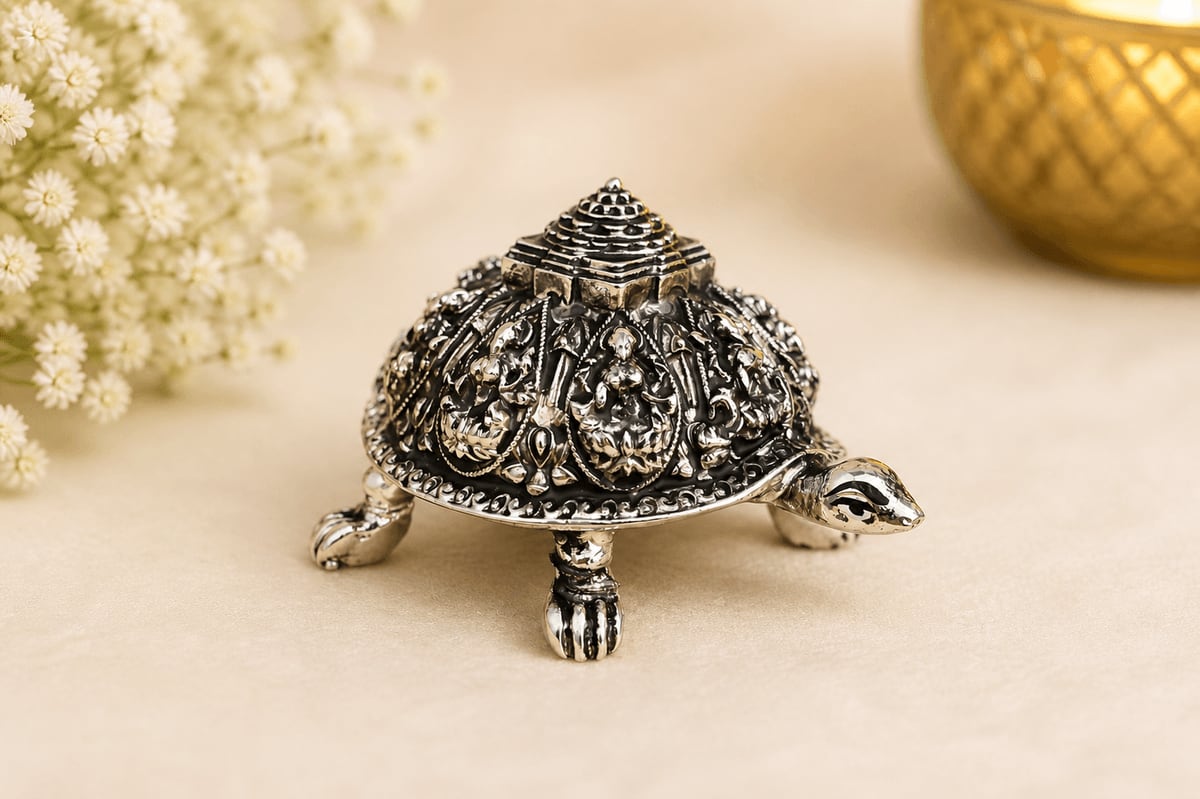 VASTU TORTOISE SM