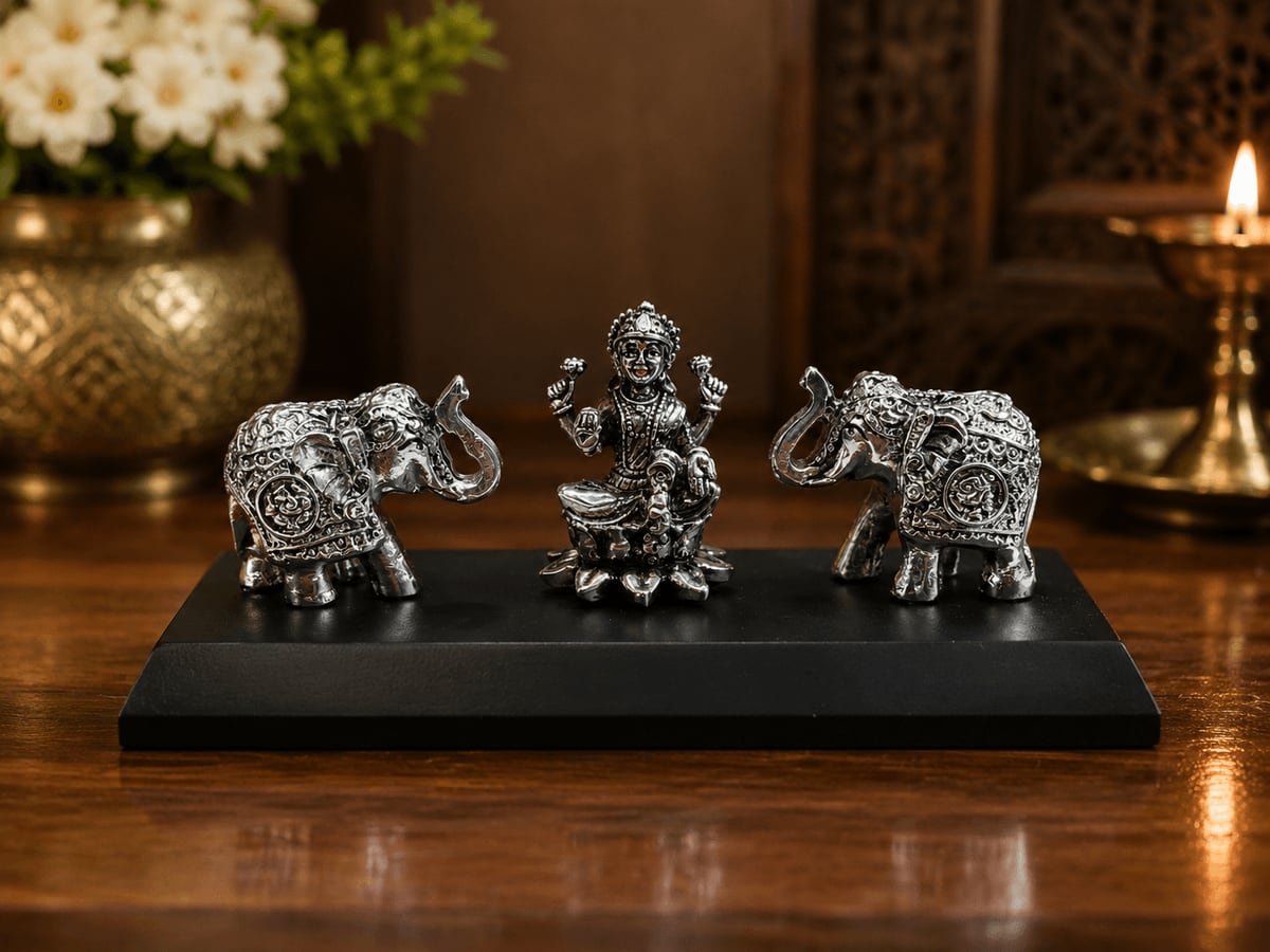 LAXMI JI & ELEPHANT OMSTAND