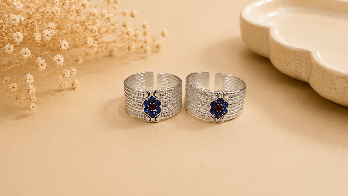 Wide Ribbed Band Blue Red Floral Bichhiya