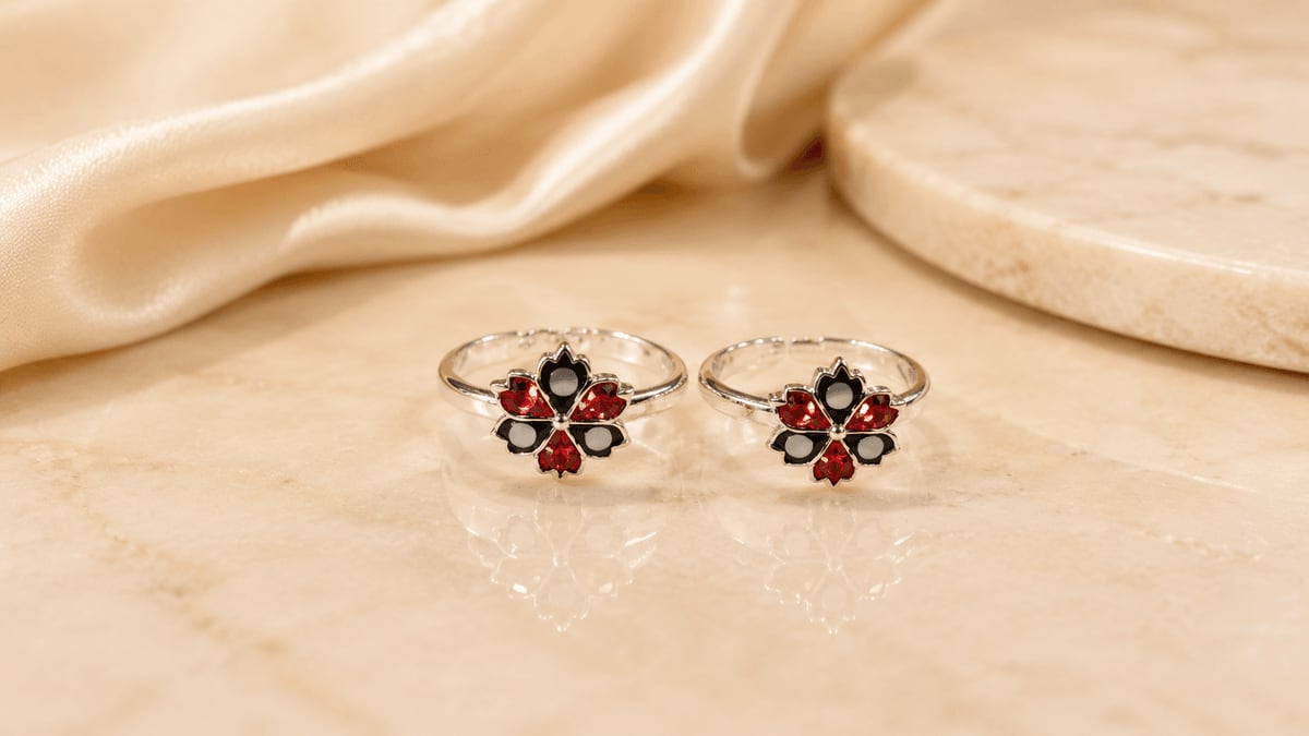 Red Black CZ Petal Floral Bichhiya