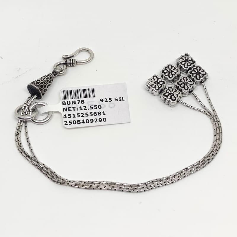 BUN78 Square Floral Bead Bunch Bracelet